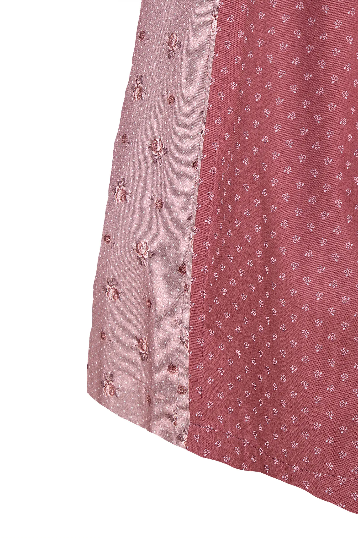 Dirndl Manuela von Wenger in rosenholz / beere im Romantik-Look - Detail Rock