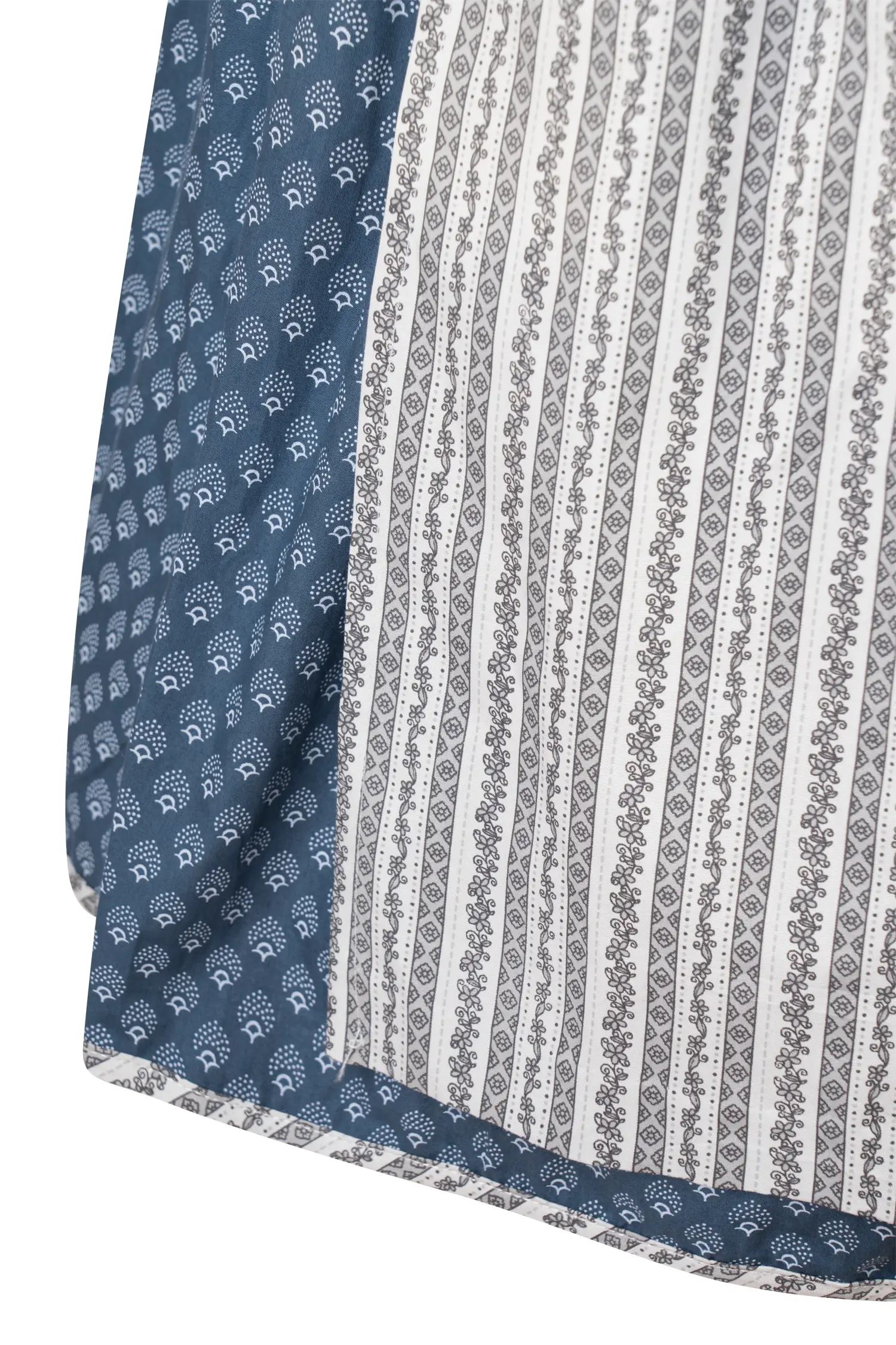 Dirndl Romy in dunkelblau / hellblau - Detail Rock