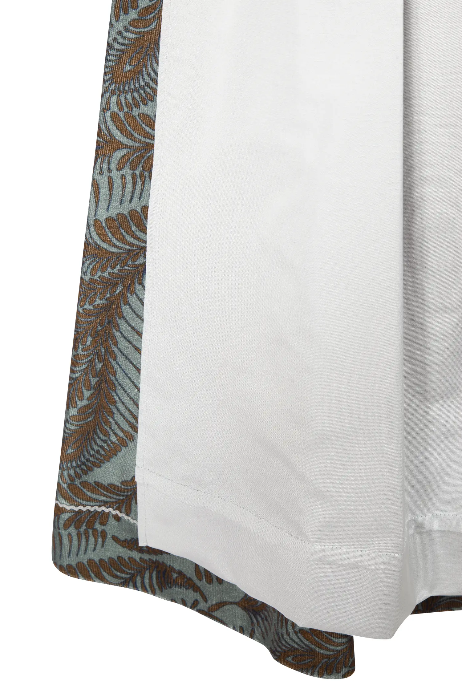 3099-0312-bl6-23-07b-1178 Sportalm Dirndl im Corddesign mit extra Gürtel - Detail Rock
