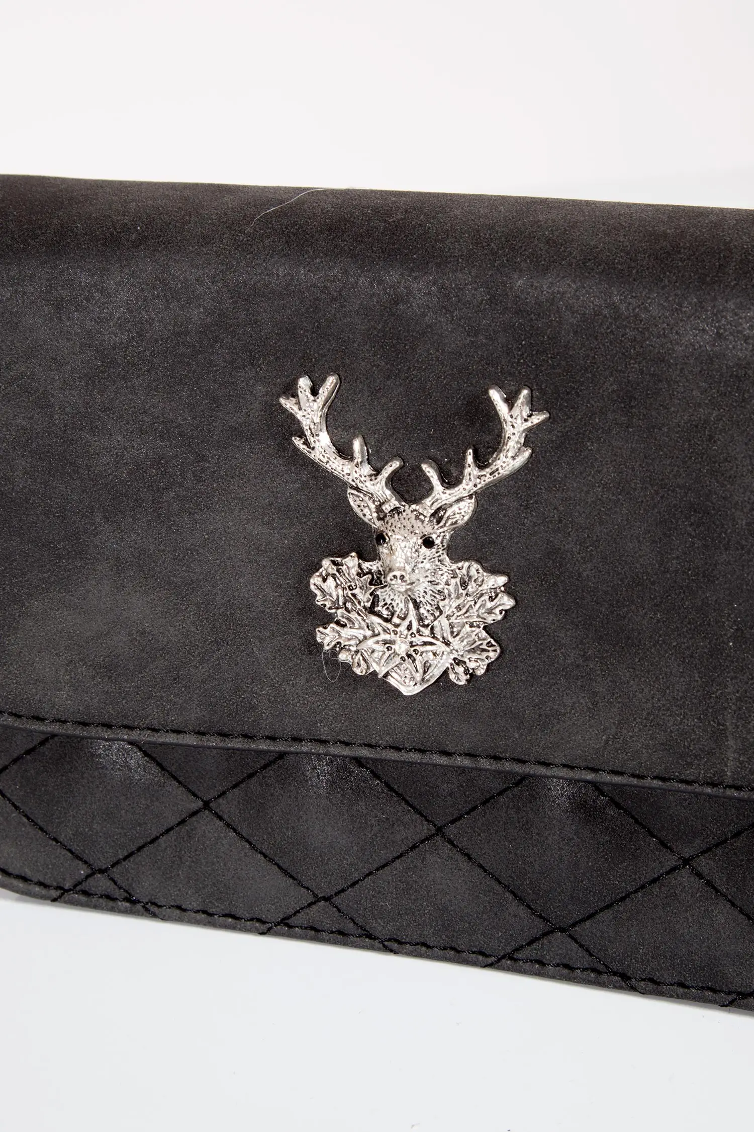 Trachtentasche mit Hirsch in schwarz zum umhängen Detail