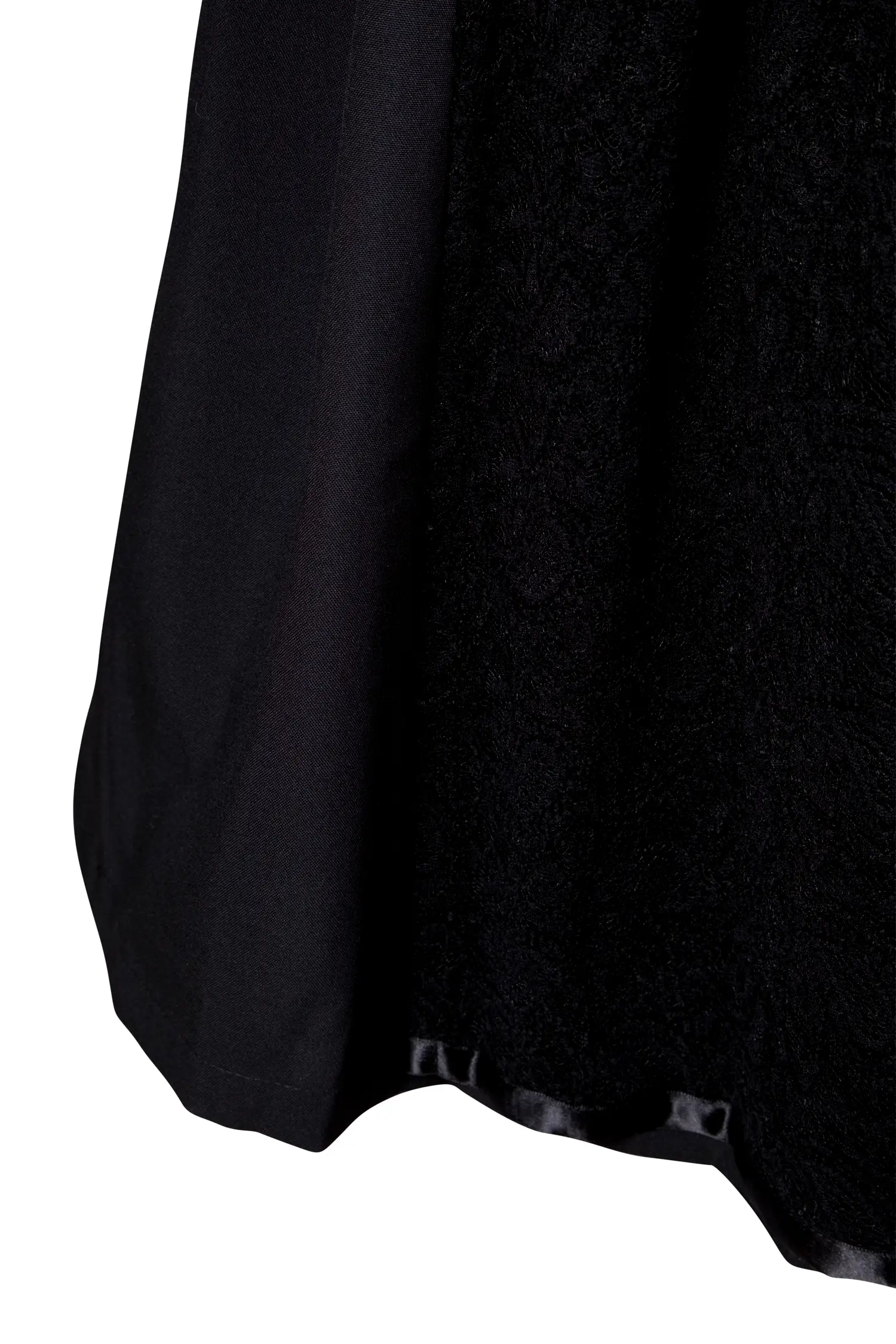 Stretchdirndl in schwarz mit Netzschürze - Detail Rock