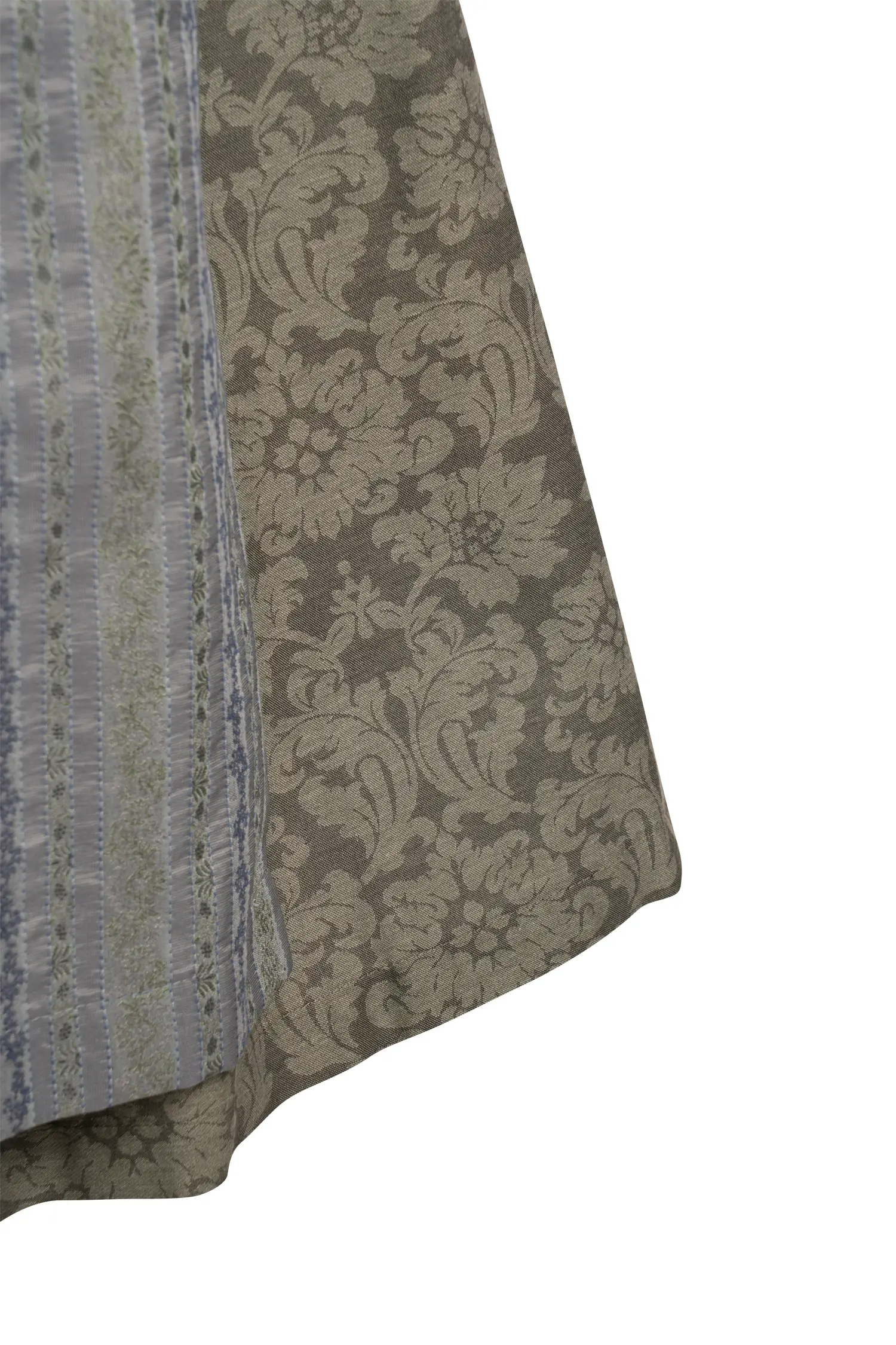 3098-0417-gn7-24-04-2504874 Designer Dirndl von Sissi ey! Detail Rock
