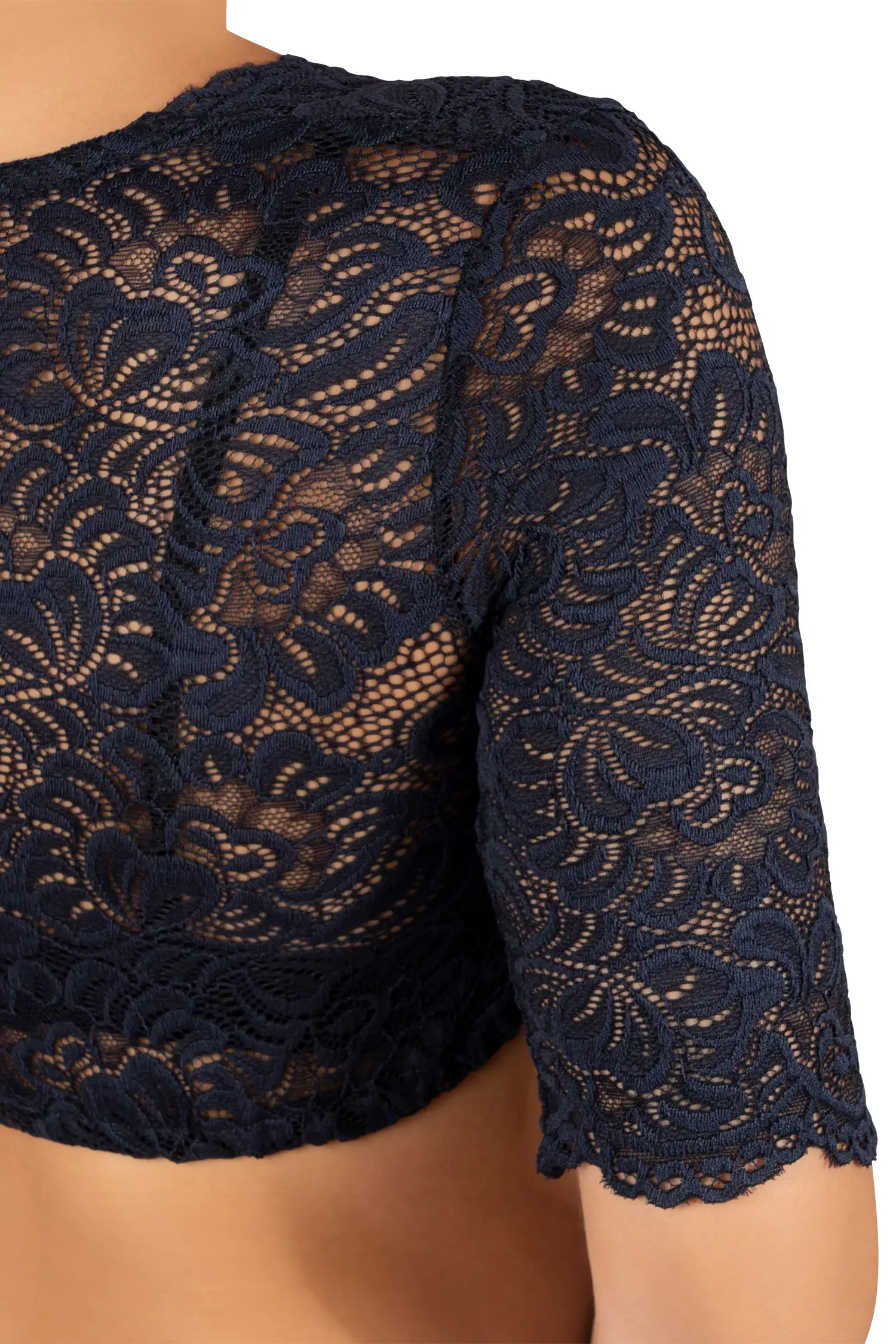 Dirndlbluse Ansbach dunkelblau mit halblangen Ärmeln - Detail Ärmel