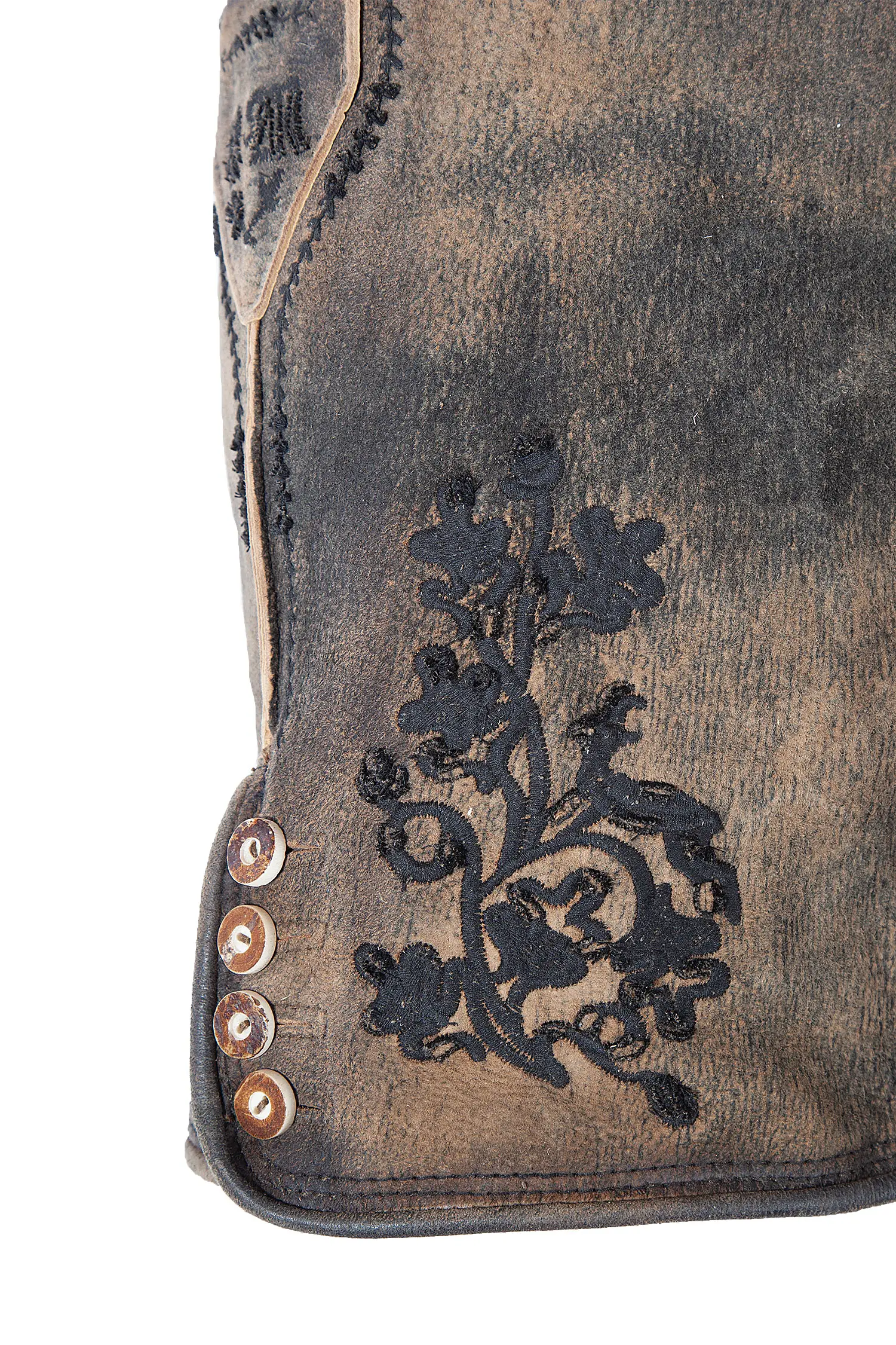 Kurze Lederhose Hartl in mittelbraun von Stockerpoint - Detail Bein