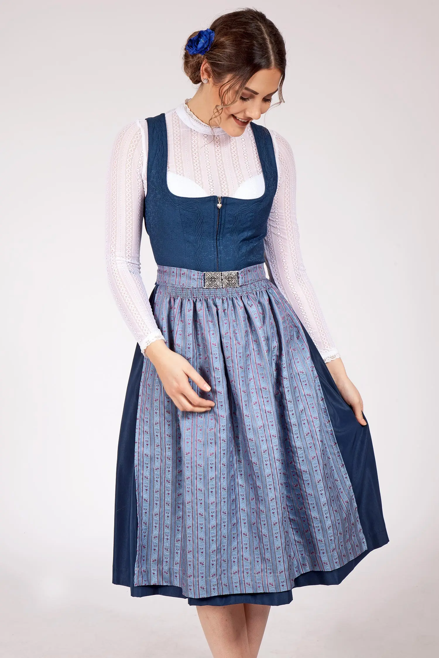 Midi Dirndl traditionell in dunkelblau bis Gr. XXL Model