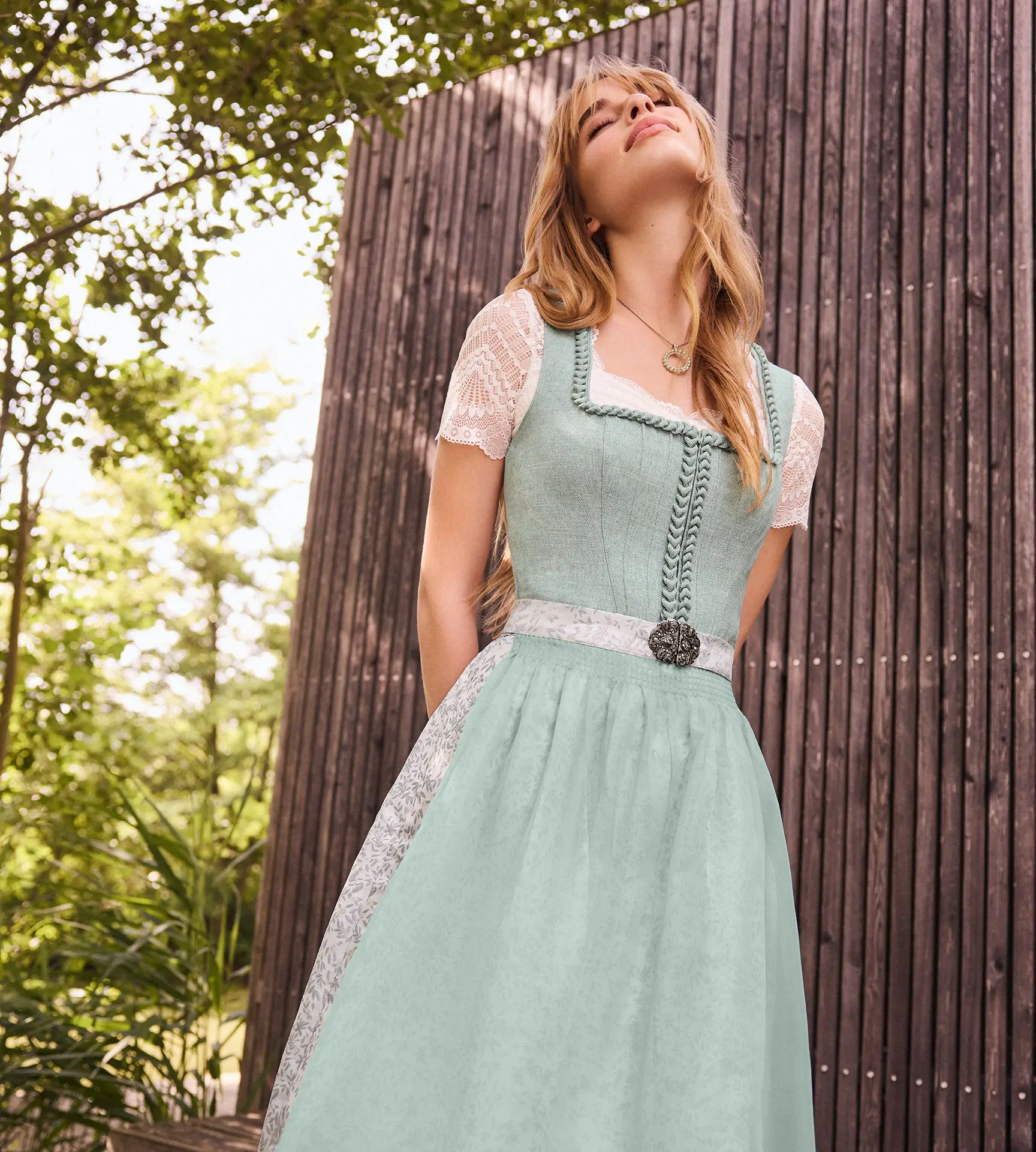 Lange Dirndl kaufen