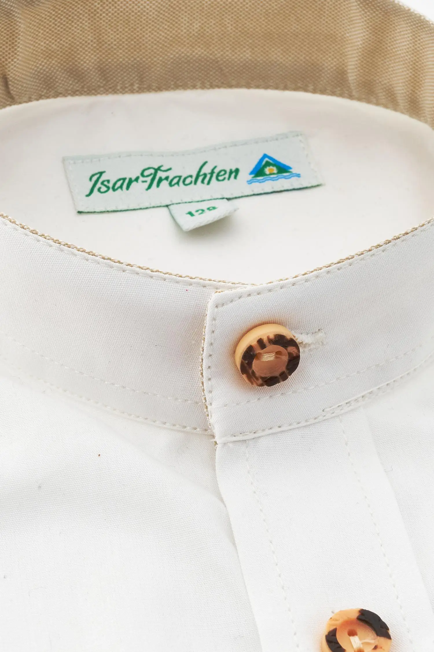 Weißes Kinderhemd mit Beigen Applikationen