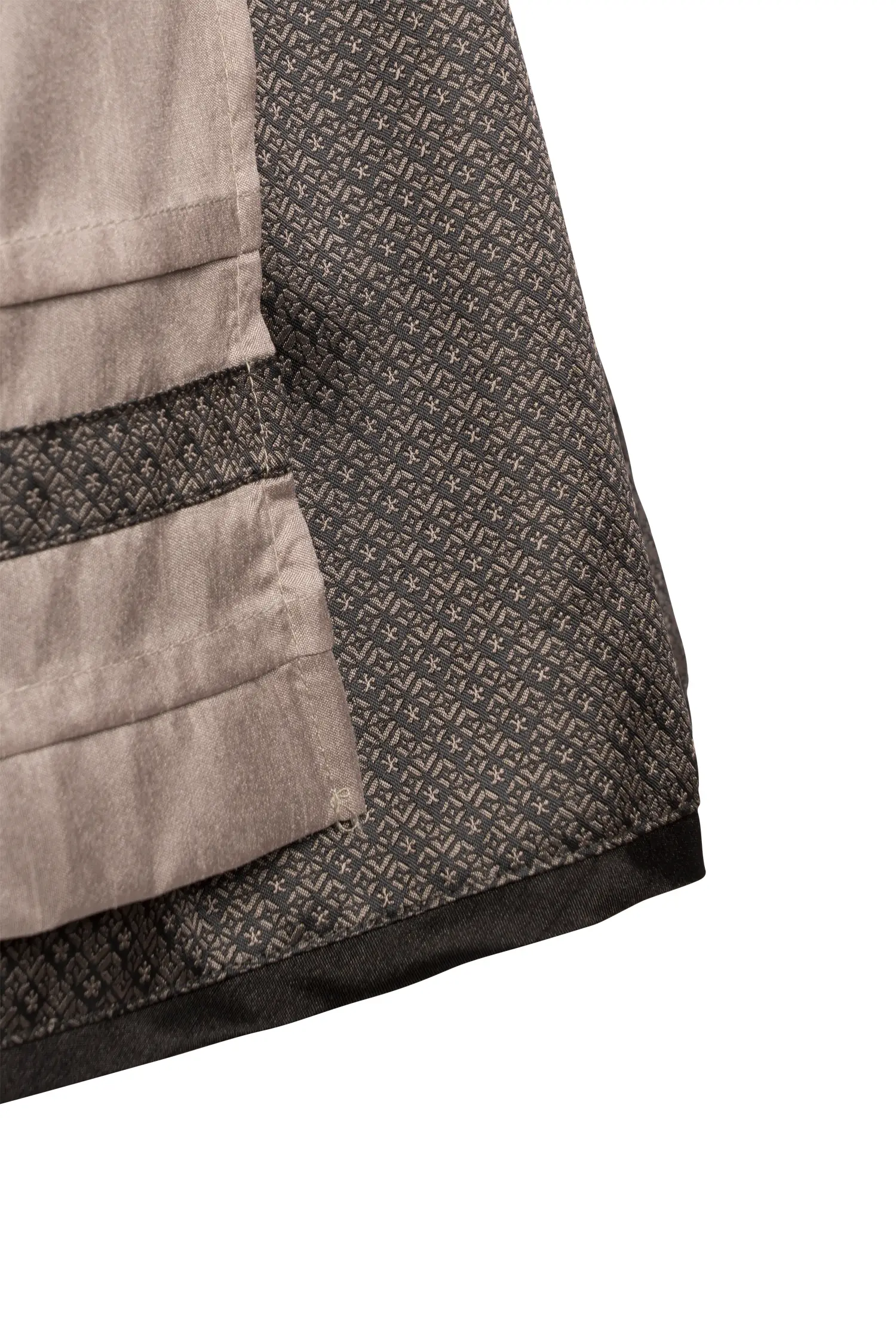 3057-1372-an5-24-07-0405074 Dirndl Duell in Anthrazit Detail Rock