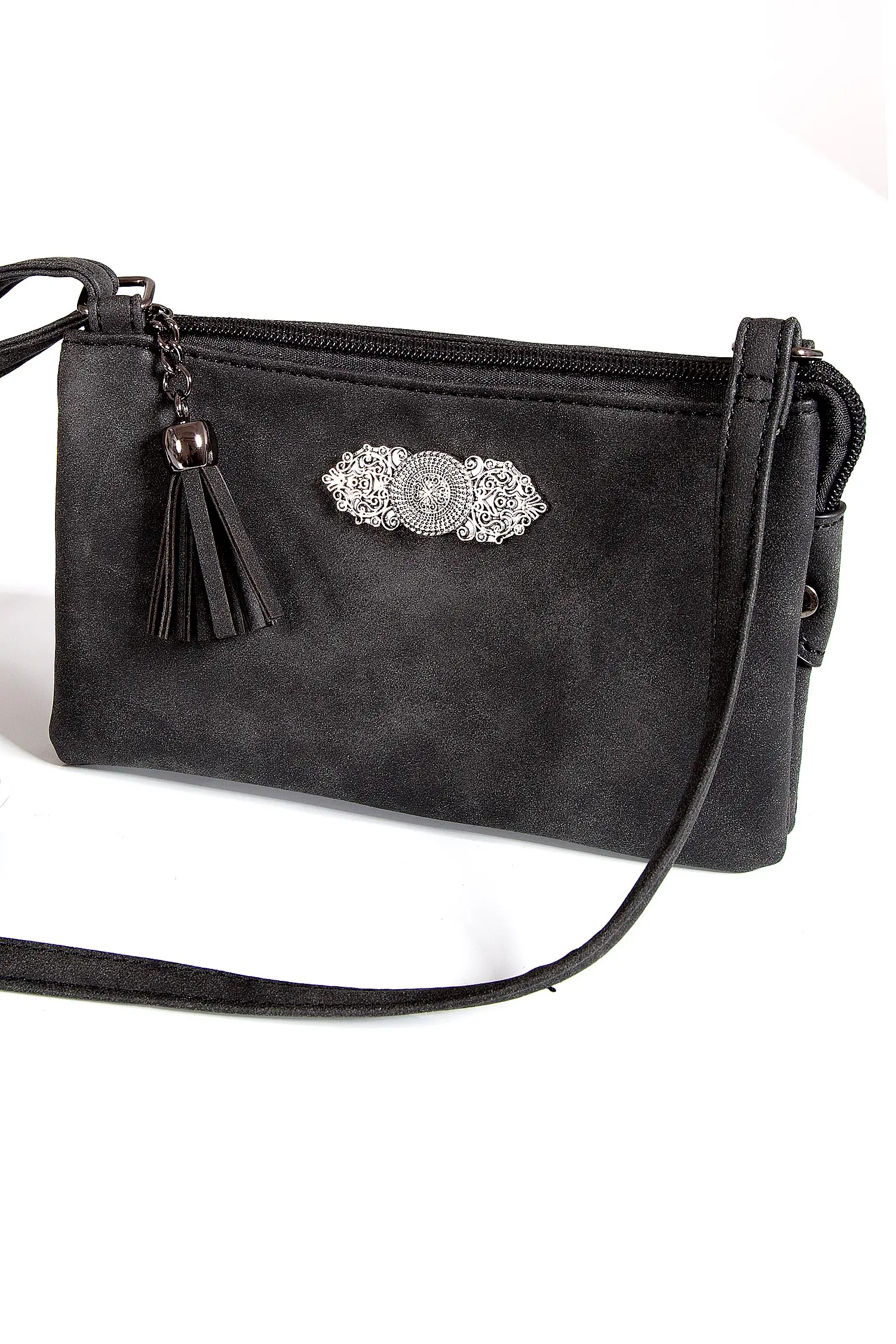 Kleine Trachtentasche in schwarz zum umhängen 