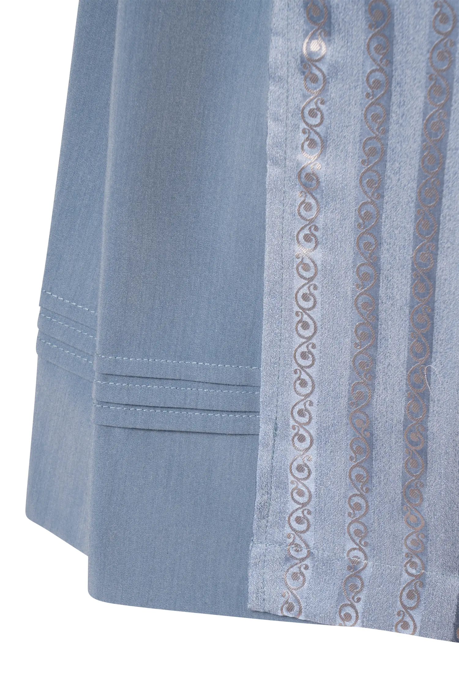 Hellblaues Dirndl Babsi - Detail Rock